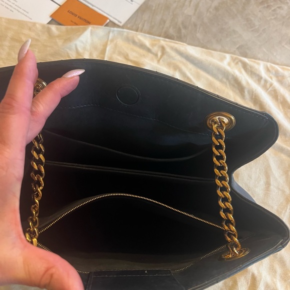 Louis Vuitton New Wave Chain Tote - Picture 11 of 14